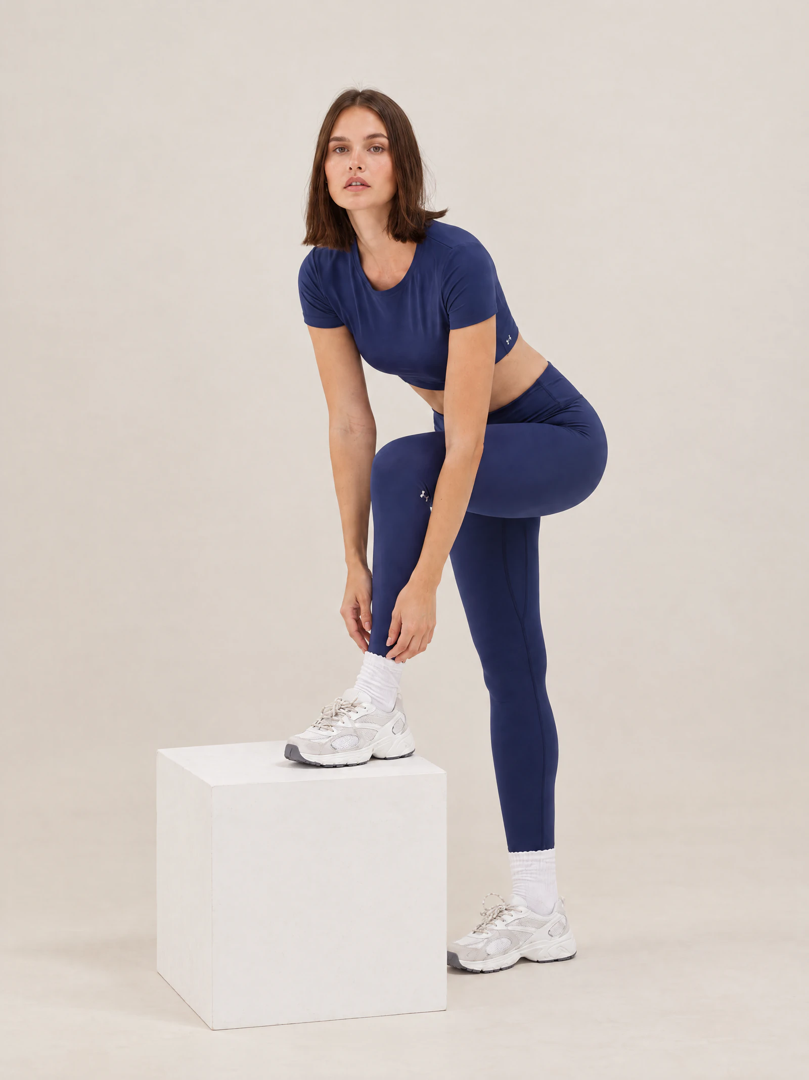 Aura Crop Top - Parisian Blue – Produktansicht 1