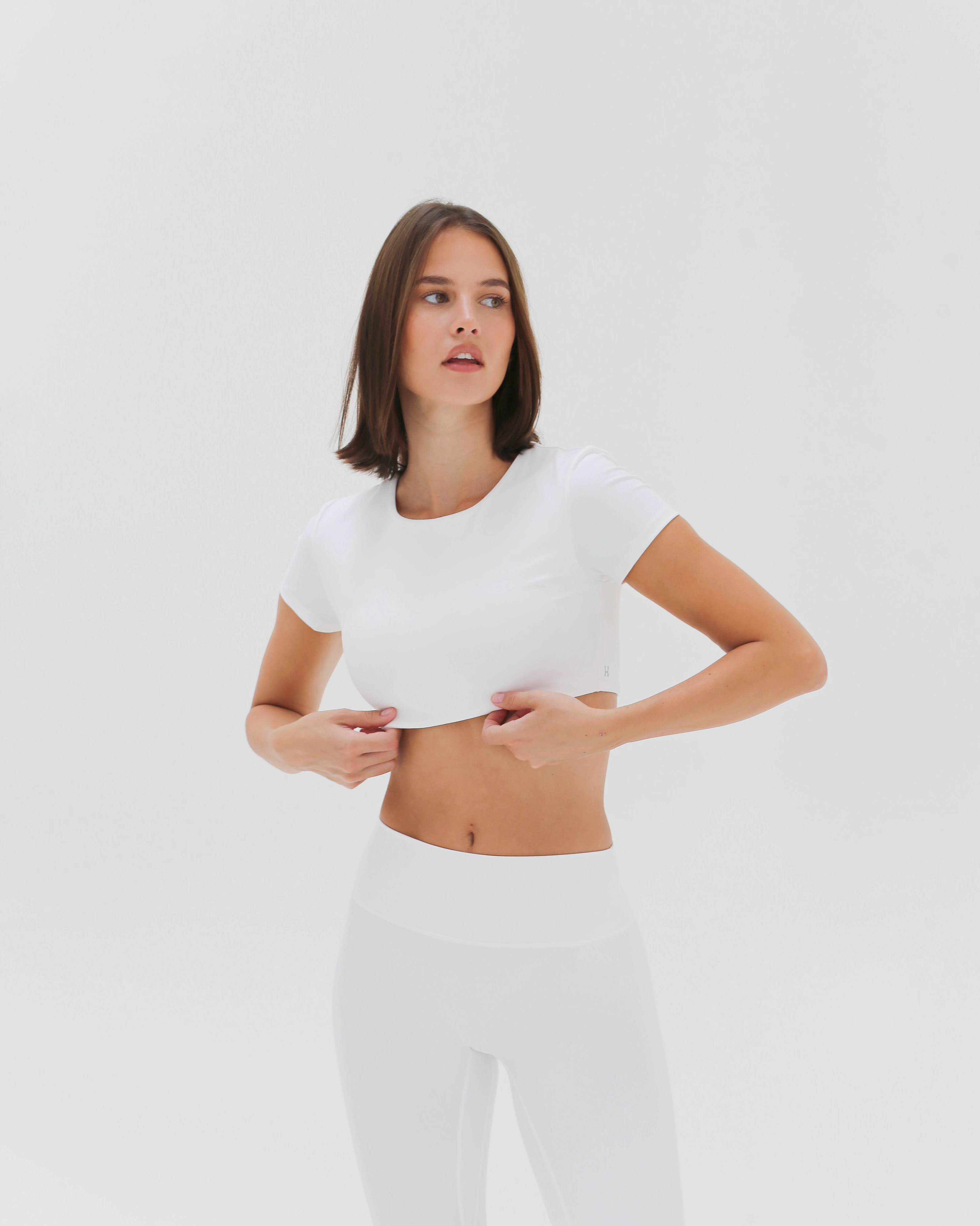 Aura Crop Top - White – Produktansicht 4