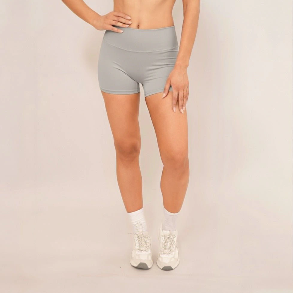 Aura Shorts - Stone – Produktansicht 2