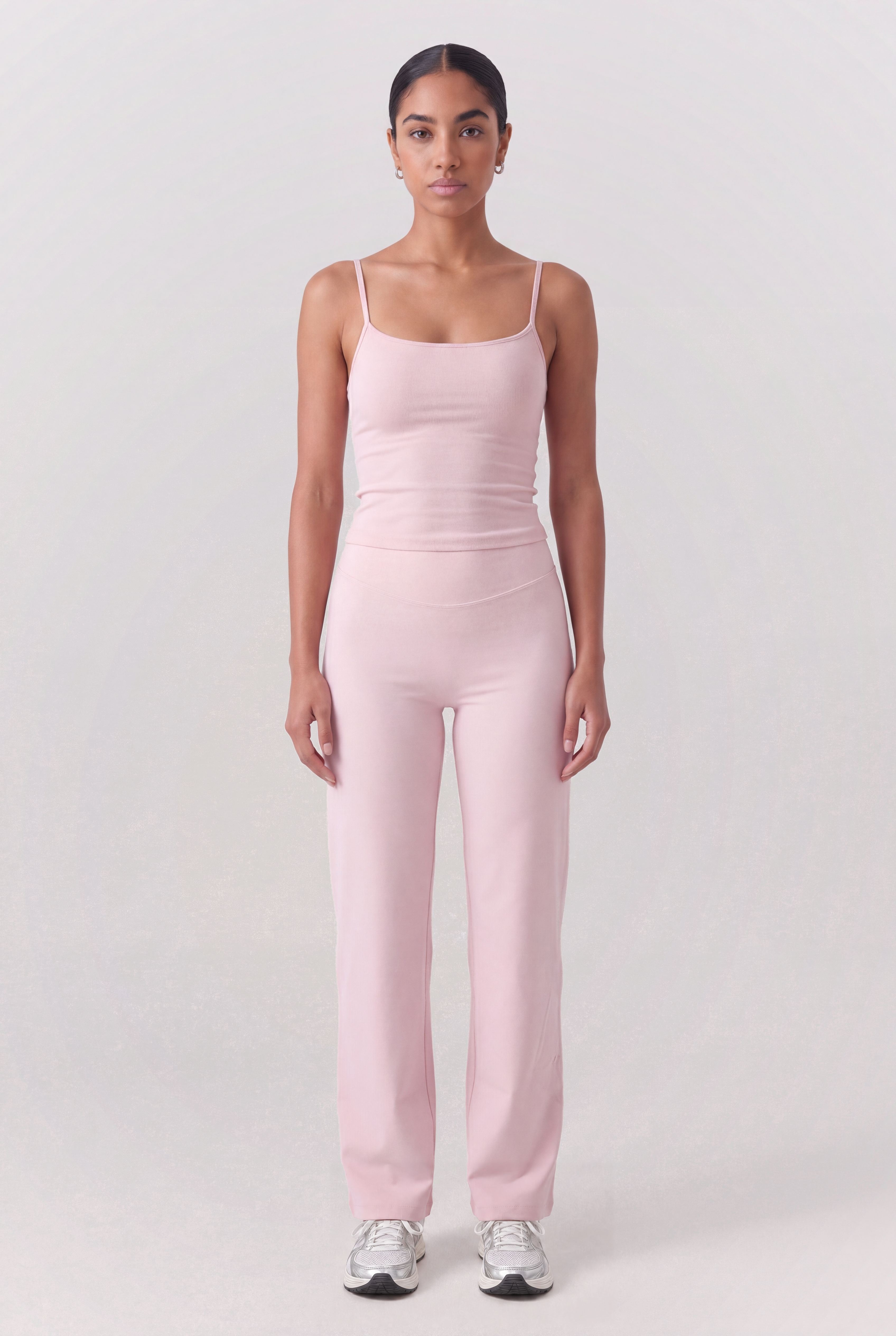 CLOUD° Flared Pants – Vorderansicht